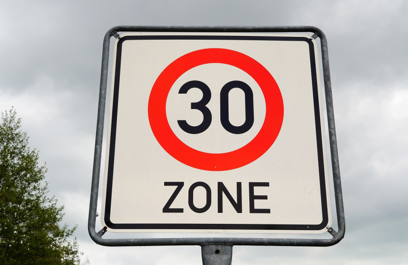 Speed Sign (Displaying 30 MPH)